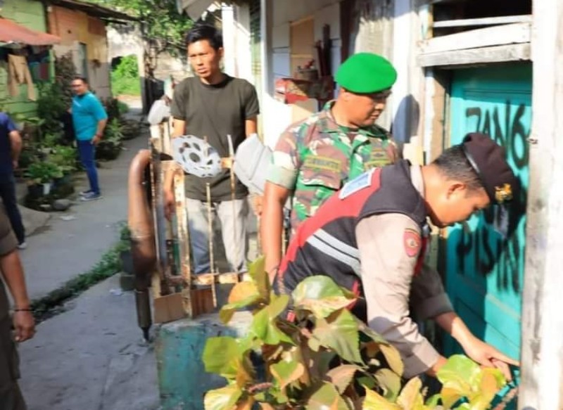 Dukung Program P4GN, Polres Labuhanbatu Gelar Razia Grebek Kampung Narkoba