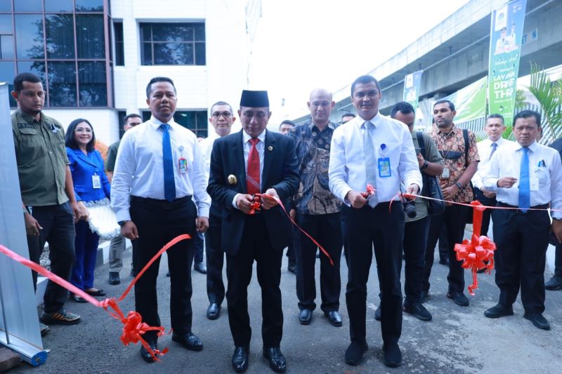 Gubernur Sumut Resmikan Layanan Drive Thru Tirtanadi