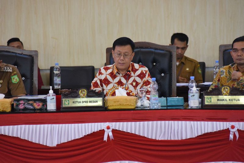 Paripurna Penjelasan Kepala Daerah Terhadap Ranperda Kota Medan Tentang Pajak Dan Retribusi Daerah 
