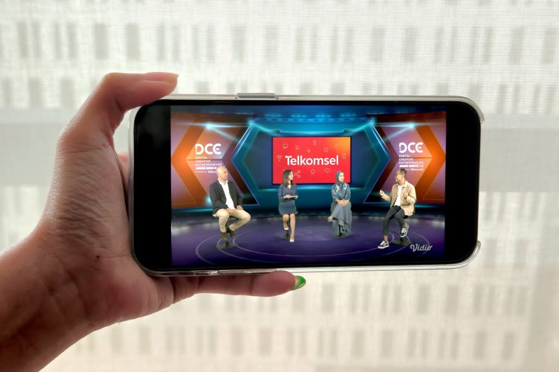Lima UKM Unggulan Program DCE 2.0 Raih Bantuan Modal Usaha dari Telkomsel
