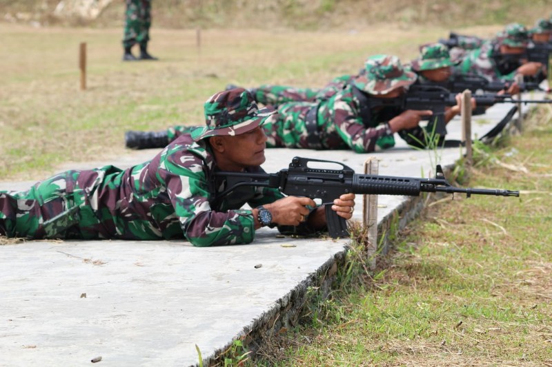 Asah Kemampuan dan Ketrampilan, Prajurit Kodim 0205 Latihan Menembak