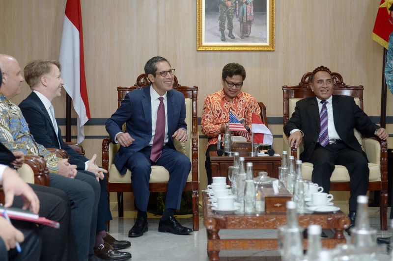 Gubernur Edy Rahmayadi Bahas Isu Kesehatan dengan Wakil Dubes Amerika
