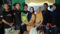 Komunitas Sibolga Community Berikan Bantuan Ke Korban Kebakaran