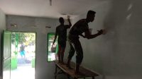 Satgas TMMD Kodim Deliserdang Lakukan Finishing Cat di RTLH Ibu Sabariah Satgas TMMD Kodim Deliserdang Lakukan Finishing Cat di RTLH Ibu Sabariah