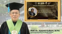 Prof Dr Syawal Gultom Didaulat sebagai Tokoh Pendidikan Indonesia