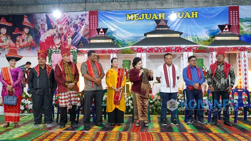 Bupati Karo Hadiri Pegelaran Seni Budaya Daerah Ke V di Asahan