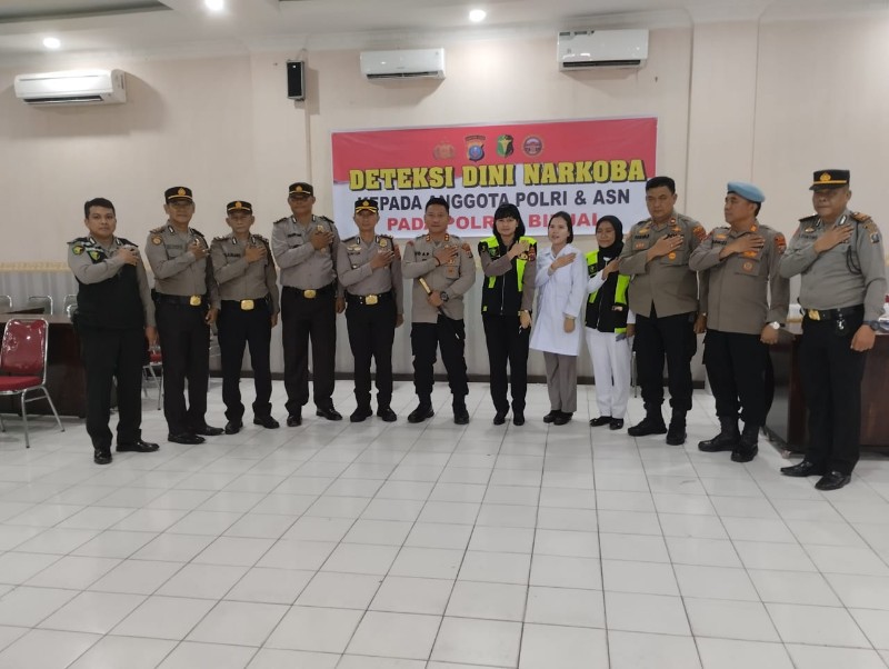 Polres Binjai Melaksanakan Cek Urine Terhadap Personil Polri