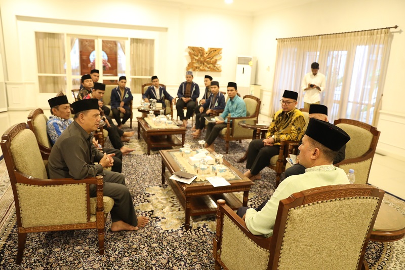 Praktek Lapangan ke Negeri Tetangga, Wagubsu Ijeck Beri Semangat ke Mahasiswa PTKU MUI Sumut