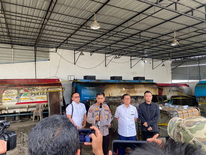 21 Ton Solar Subsisdi Disita Polda Sumut Saat Lakukan Pengerebekan Gudang