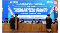 Wisuda Unpri Dirangkai Pemberian Gelar Doktor Kehormatan 2 Tokoh
