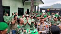 Hari Ini HUT TNI Ke 78, Keluarga Besar Polres Karo Berikan Suprise Dan Tumpeng di Makodim 0205 TK Hari Ini HUT TNI Ke 78, Keluarga Besar Polres Karo Berikan Suprise Dan Tumpeng di Makodim 0205 TK