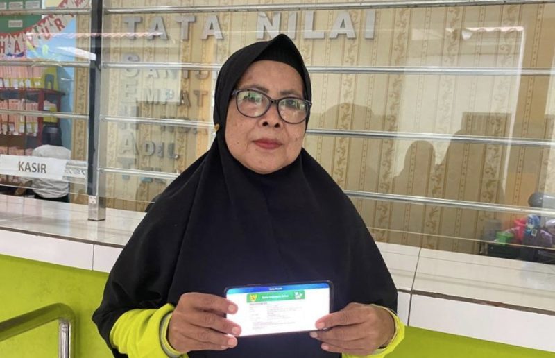 Penjual Keripik Sambal Sibolga Terkesan Dengan Layanan BPJS Kesehatan