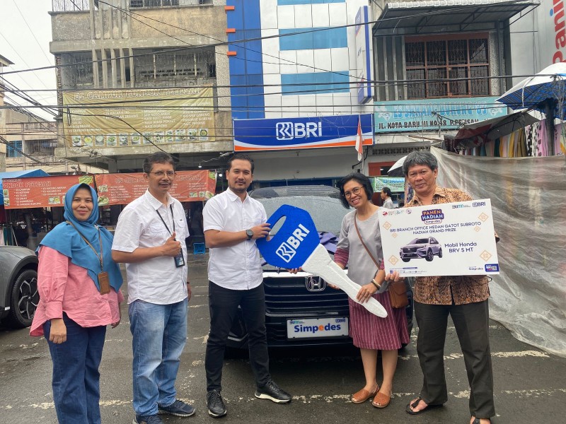 Apresiasi Kepada Nasabah, BRI BO Medan Gatot Subroto Berikan Hadiah Utama Kepada Pemenang Simpedes