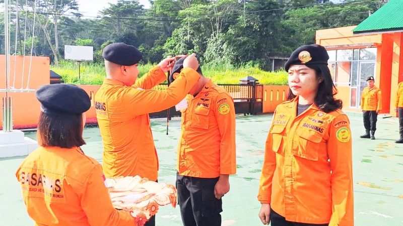 Basarnas Nias Menggelar Latihan SAR Satuan di Ketinggian