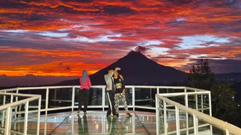 Gundaling Sky Hill Berastagi Suguhkan Suasana Tahun Baru Imlek