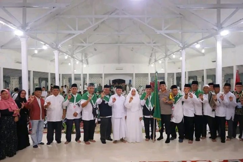 Walikota Tanjungbalai Lepas 172 Jama’ah Calon Haji Kota Tanjungbalai