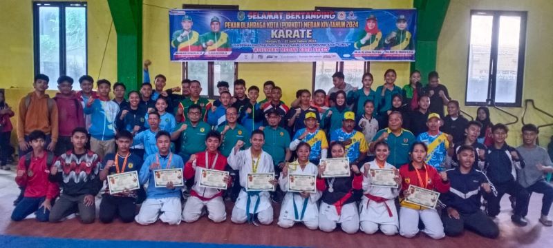 Medan Amplas Juara Umum Cabor Karate Porkot 2024