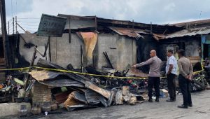 Tragis Warung Kelontong Milik Wartawan Terbakar, Polres Karo Lakukan Penyelidikan