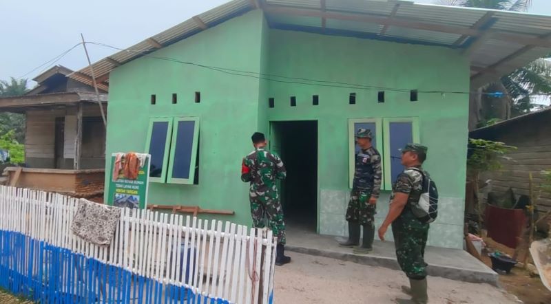 Giliran Rumah Mintar Tarigan di Surbakti Direhab Satgas TMMD 121: Bukti Nyata Kepedulian TNI untuk Rakyat