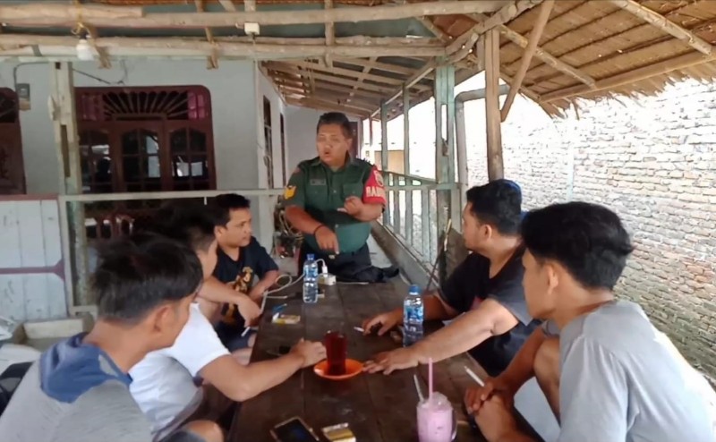 Peduli Remaja di Lokasi TMMD, Babinsa Ingatkan Bahaya Judi Online