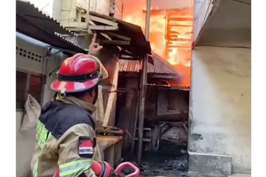 18 Unit Rumah Permanen Dilalap Sijago Merah di Pulo Brayan