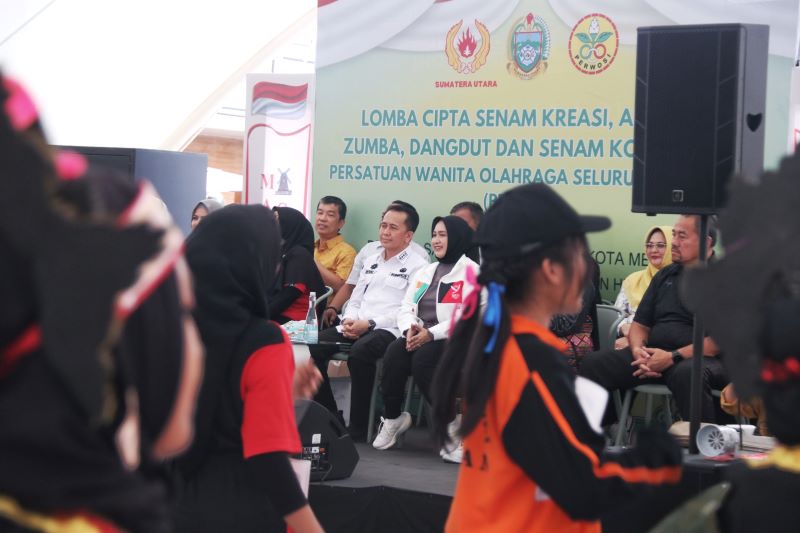 Pj Gubernur Sumut Fatoni Ajak Perwosi Dukung Sukses PON XXI dalam Lomba Cipta Senam Kreasi