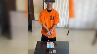 Polisi Gerebek Rumah Kos di Kelurahan Lau Mulgap I Berastagi, Mahasiswa Medan Ditangkap dengan Barang Bukti Sabu Polisi Gerebek Rumah Kos di Kelurahan Lau Mulgap I Berastagi, Mahasiswa Medan Ditangkap dengan Barang Bukti Sabu