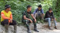 Satgas TMMD 121 Kodim 0204/DS Ajak Remaja Desa Masuk TNI
