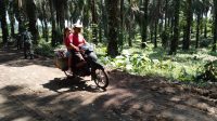 Sepeda Motor Warga Sudah Lancar Lalui Jalan TMMD 121 Kodim 0204/DS