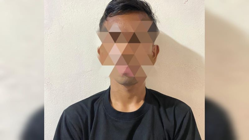 Pelaku Pencurian HP terhadap Seorang Ibu Rumah Tangga Yang Hendak Menempel Ban Sepeda Motornya