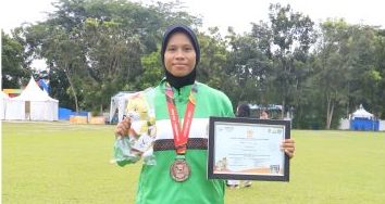 Rizki Atlet Cricket PON Sumut Raih Emas dan Perunggu PON 2024