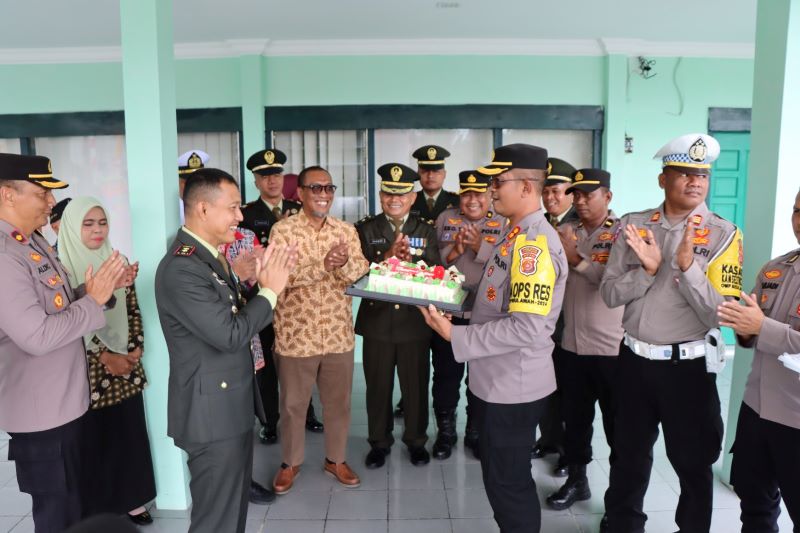 Kapolres Aceh Selatan Sambangi Kodim 0107/Asel, Ucapkan Selamat HUT TNI ke-79