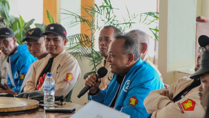 Hendri Tumbur Simamora Komitmen Akan Bantu Nasib Petani Bakkara