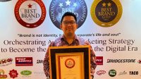 JNE Raih Indonesia Best Brand Award (IBBA) 2024: Pengakuan sebagai Brand Terbaik di Usia 34 Tahun