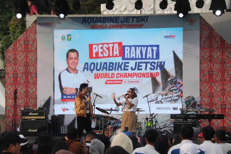 Pesta Rakyat Meriahkan Aquabike Parapat-Simalungun Cup, Warga Antusias Harapkan Ajang Ini Digelar Lagi