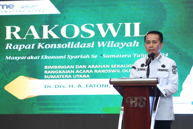 Pj Gubernur Sumut Agus Fatoni Resmi Buka Rakoswil MES se-Sumatera, Dorong Penguatan Ekonomi Syariah