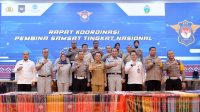 Pj Gubernur Sumut Agus Fatoni Terima Penghargaan Tim Pembina Samsat Terbaik Nasional