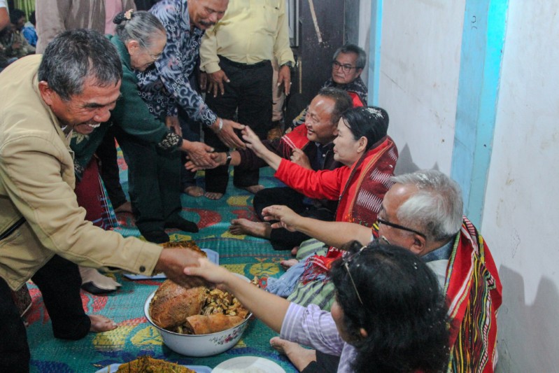 Pungguan Siraja Oloan Restui Pasangan Hendri – Yanto Pimpin Humbang Hasundutan