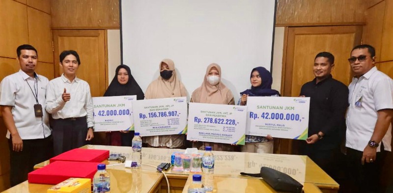 BPJS Ketenagakerjaan Salurkan Santunan JKK, JKM dan Beasiswa Kepada Ahli Waris Peserta BPU