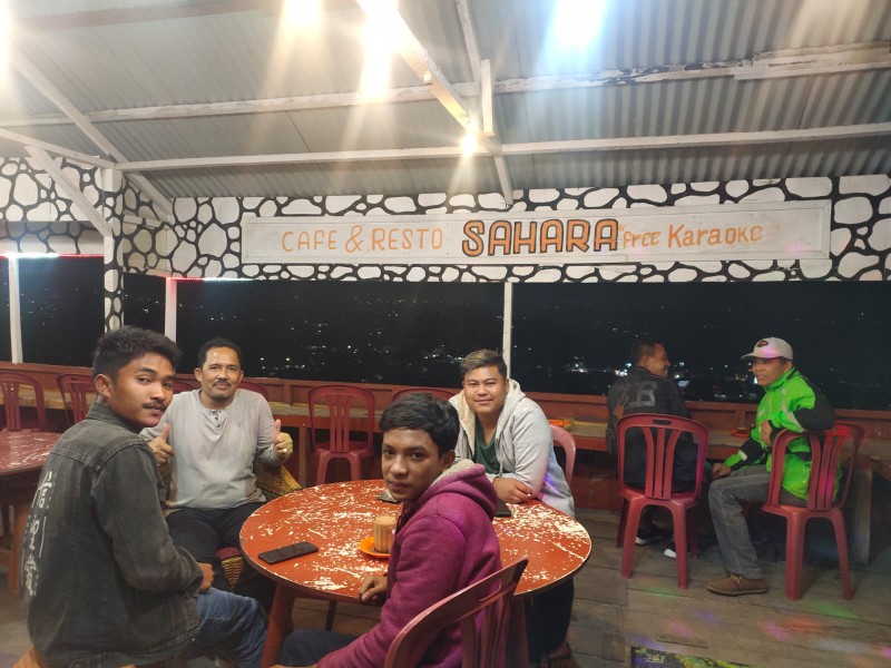 Pesona Malam Bukit Gundaling, Pelaku UMKM Desak Penerangan Jalan Ditambah