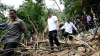 Gubernur Sumut Tinjau Hulu Sungai Batu Gaga, Pastikan Langkah Cepat Tangani Banjir Bandang di Simalungun Gubernur Sumut Tinjau Hulu Sungai Batu Gaga, Pastikan Langkah Cepat Tangani Banjir Bandang di Simalungun