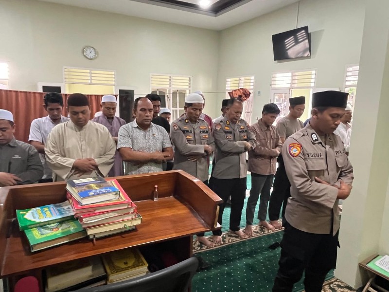 Khidmat dan Penuh Doa, Polres Dairi Gelar Shalat Ghaib untuk Tiga Anggota Polri yang Gugur di Lampung