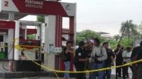 Polrestabes Medan Gerebek SPBU di Jalan Flamboyan: Jual Pertalite Campuran, Tiga Pelaku Ditangkap!