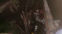Tragis! Mobil L300 Jatuh dari Jembatan Fayo, Dua Orang Meninggal Dunia