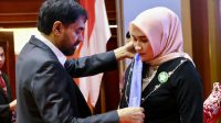 Gubernur Aceh Kukuhkan Marlina sebagai Bunda PAUD, Bunda Literasi, dan Ketua FORIKAN Gubernur Aceh Kukuhkan Marlina sebagai Bunda PAUD, Bunda Literasi, dan Ketua FORIKAN