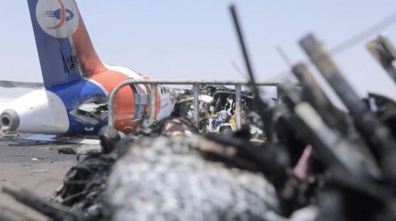 Israel Hantam Bandara Sanaa, Yaman: Pesawat Haji Yemenia Hancur, Houthi Tetap Gentar