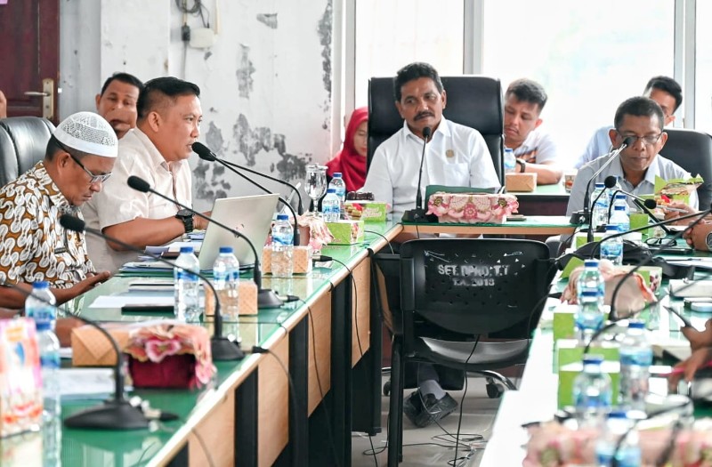 Pemkab Tapteng Bantah Sikap DPRD Sebut Beasiswa Dihentikan