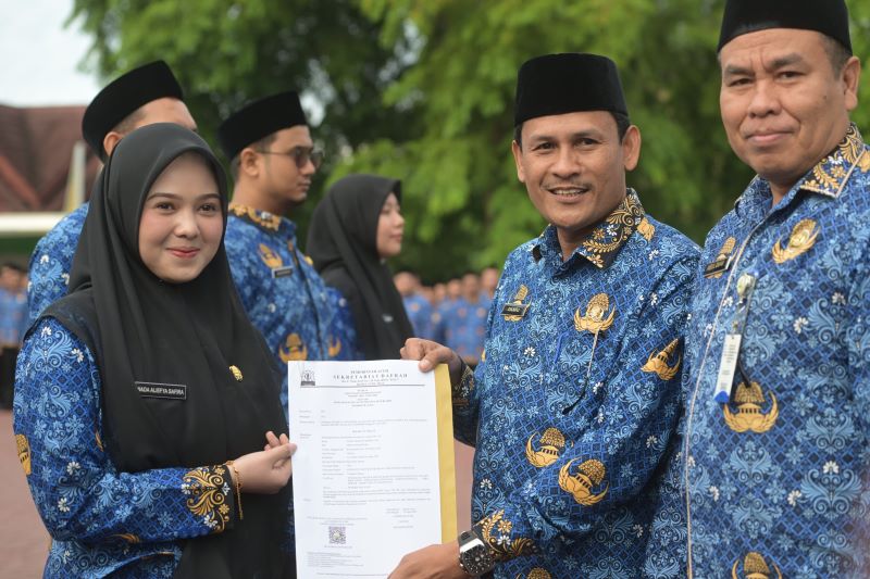 Gubernur Aceh Serahkan SK Kepada 618 Calon ASN: Wajah Negara dan Garda Terdepan Pelayanan Publik