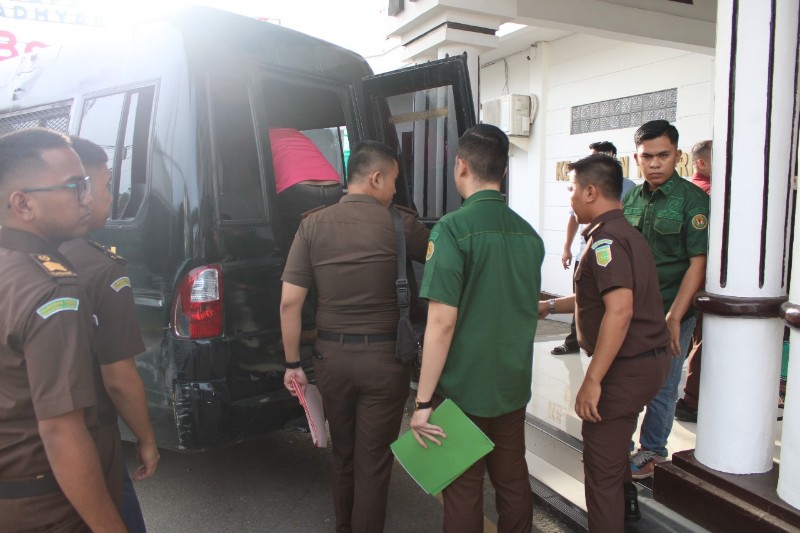 Kejari Gunungsitoli Tahan 2 Tersangka Baru Dugaan Korupsi Dana Desa Balowondrate Sirombu Nias Barat TA 2023