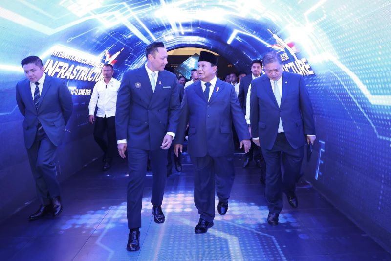 Presiden Prabowo Puas Kinerja Menko AHY, Dianggap Mampu Terjemahkan Arah Kebijakan dengan Cepat dan Tepat
